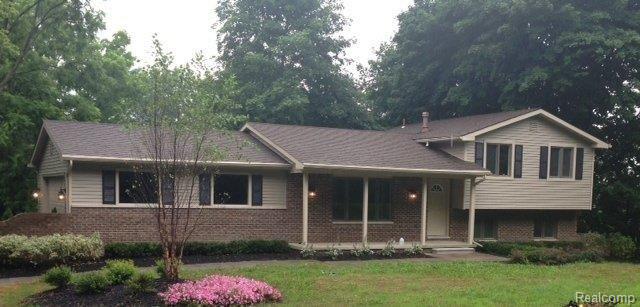 2767 Bullard Road Hartland, MI 48353 - Photo 1 of 22 Front.jpg