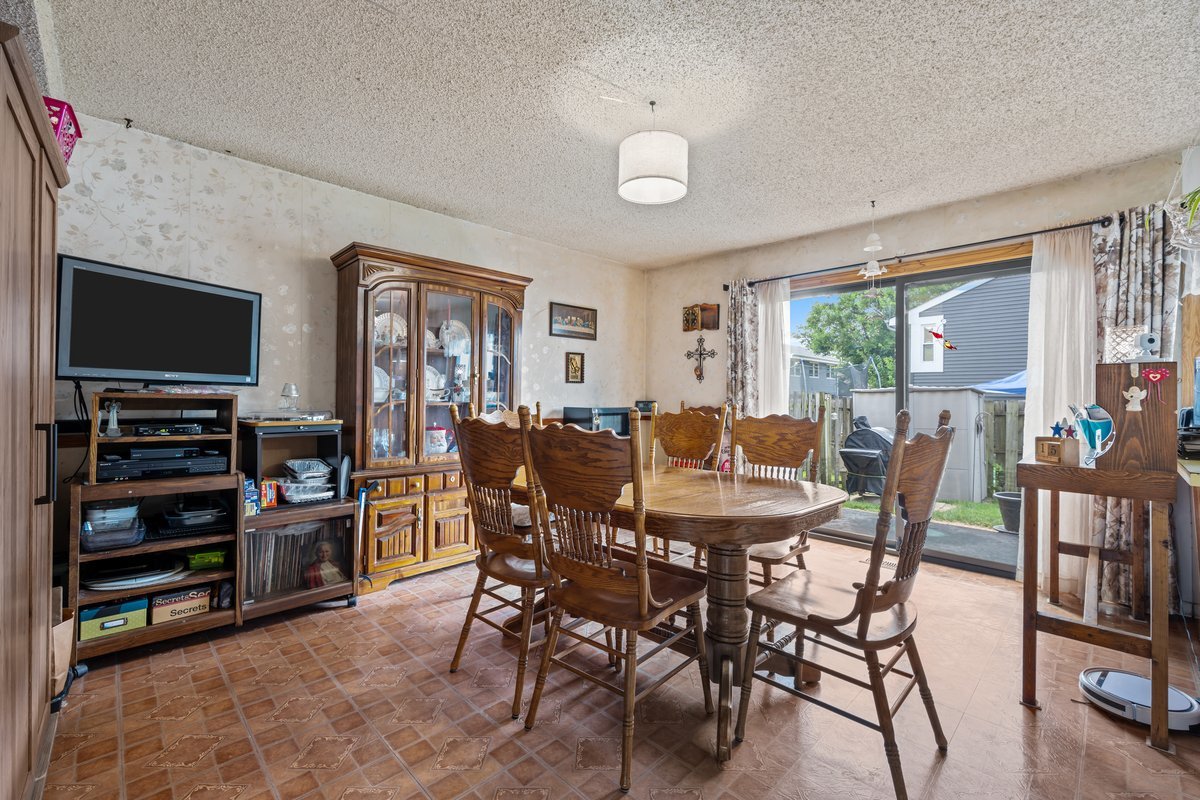 205 Robbin Drive Romeoville, IL 60446 - Photo 5 of 17 Gallery Image 5