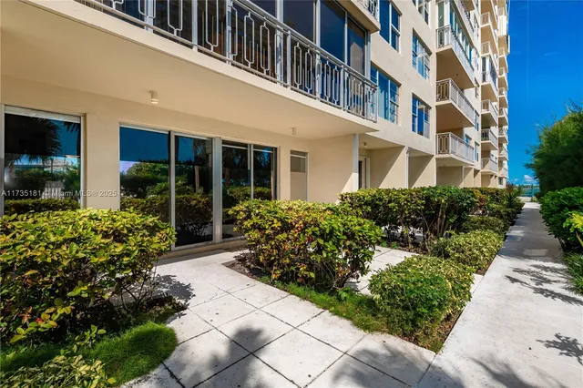 $145,000 | 11111 Biscayne Boulevard, Unit 1G/116, Miami, FL 33181