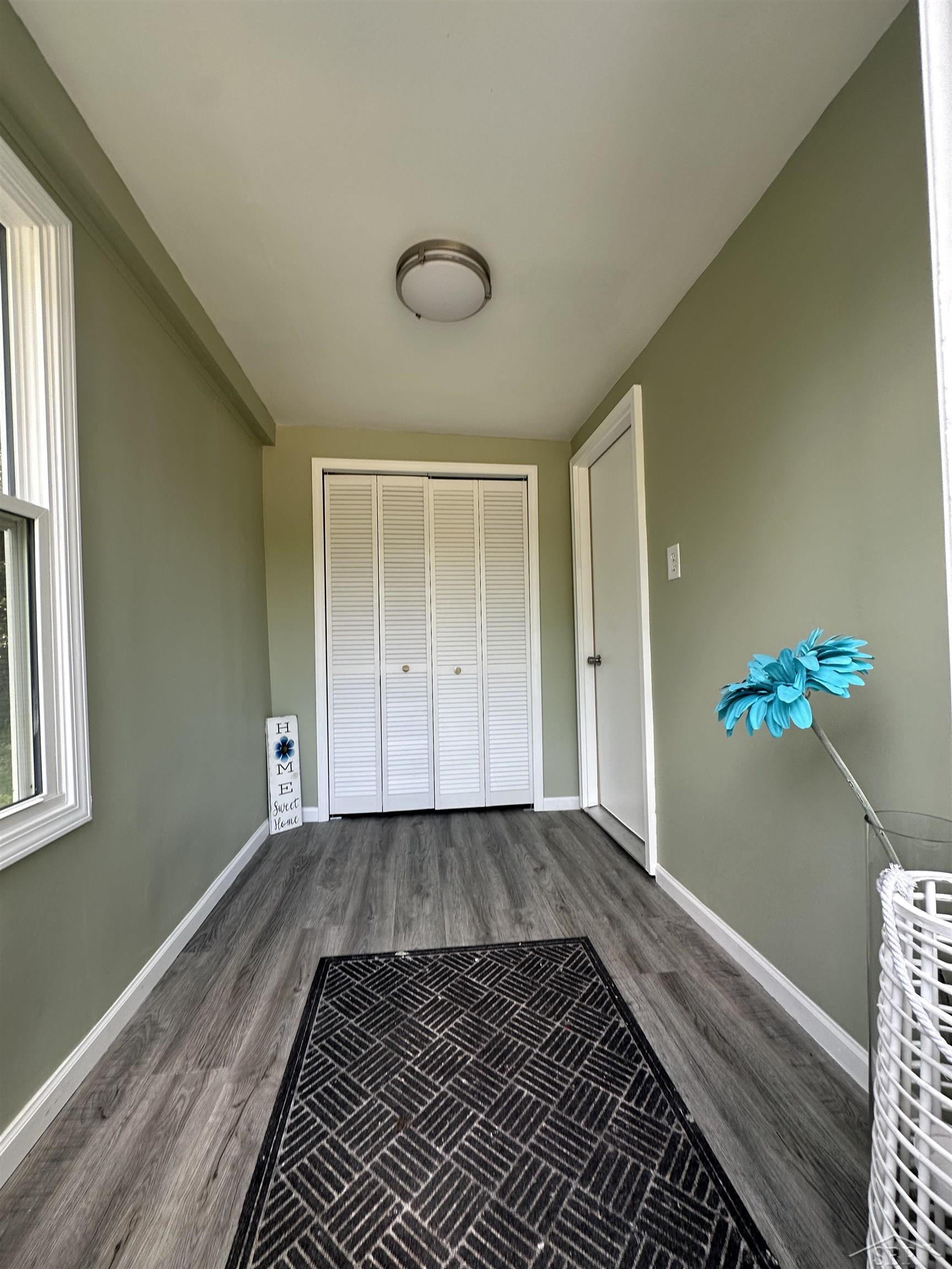 612 Webster Street Bay City, MI 48708 - Photo 2 of 32