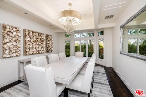 $4,995,000 | 19012 Dorlon Drive, Tarzana, CA 91356