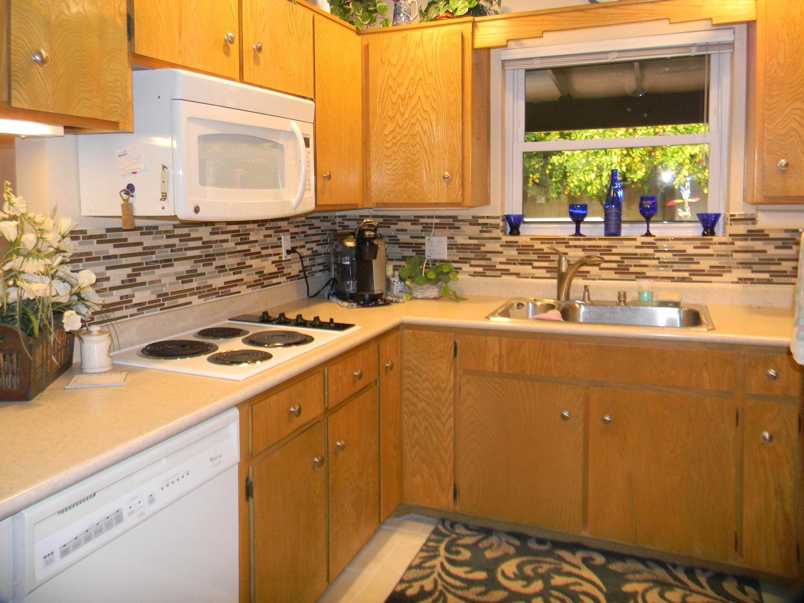 6264 East Decatur Street Mesa, AZ 85205 - Photo 3 of 12 6264Kitchen