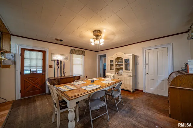 $69,900 | 128 West Spruce Street, Canton, IL 61520