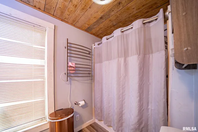 $69,900 | 128 West Spruce Street, Canton, IL 61520