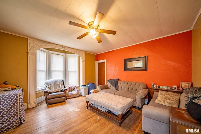 $69,900 | 128 West Spruce Street, Canton, IL 61520