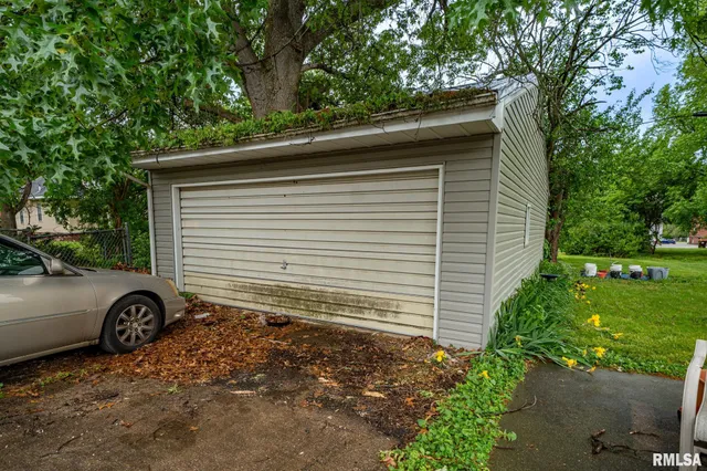 $69,900 | 128 West Spruce Street, Canton, IL 61520