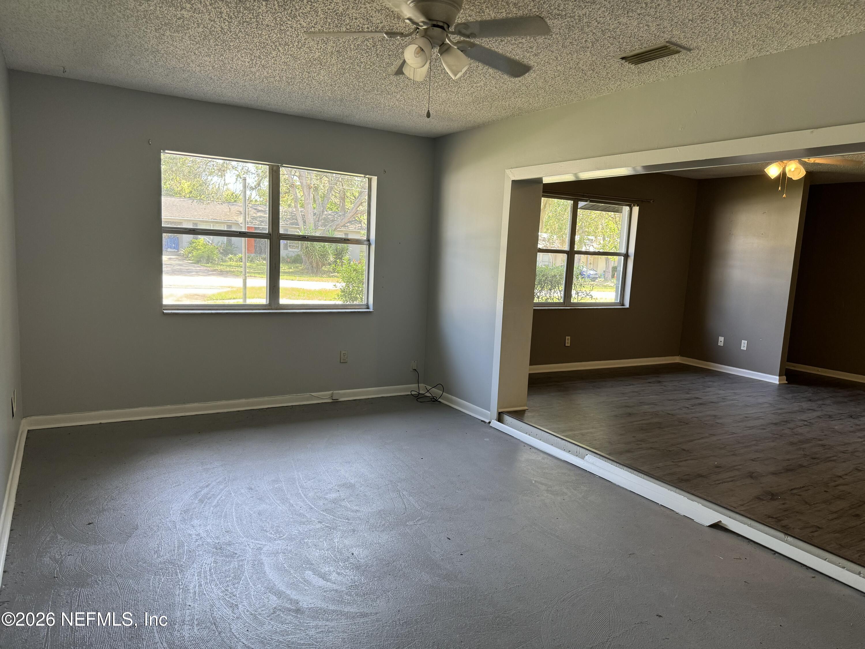 475 Nightingale Street Keystone Heights, FL 32656 - Photo 14 of 26 13) Family room