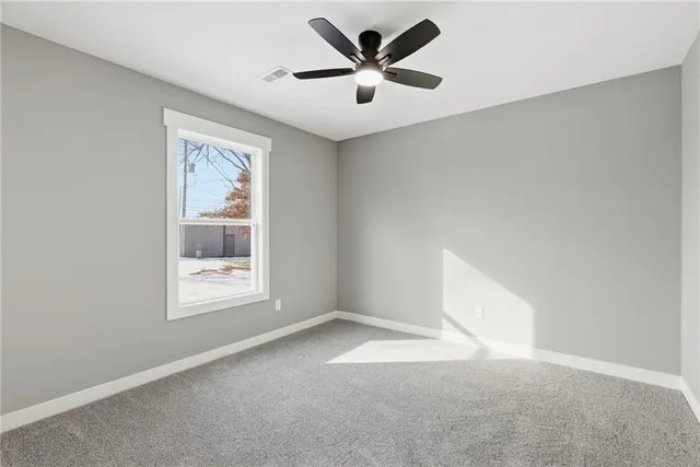 $269,500 | 105 West Arctic Street, Kingsville, MO 64061