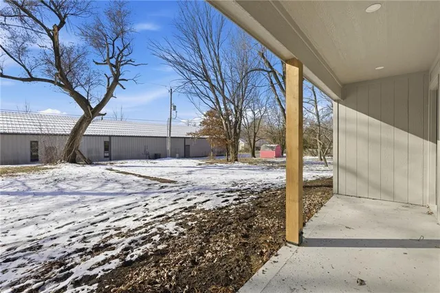 $269,500 | 105 West Arctic Street, Kingsville, MO 64061