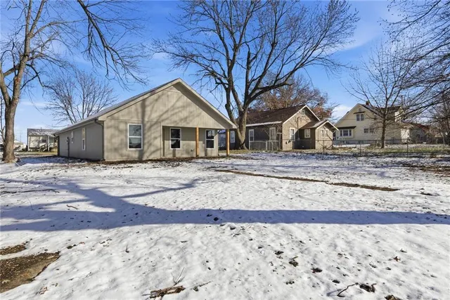 $269,500 | 105 West Arctic Street, Kingsville, MO 64061