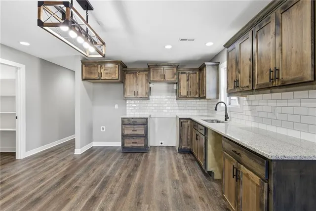 $269,500 | 105 West Arctic Street, Kingsville, MO 64061