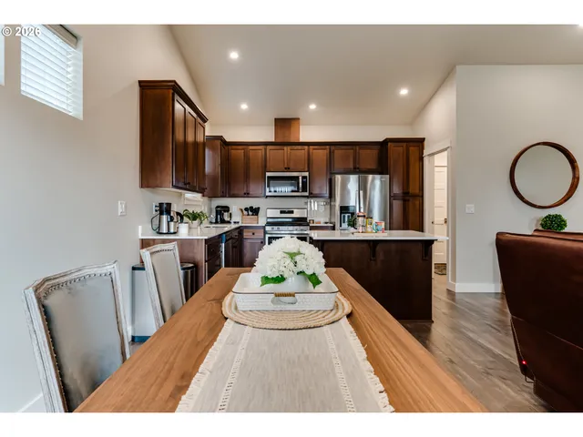 $447,500 | 4576 Romy Court, Eugene, OR 97402