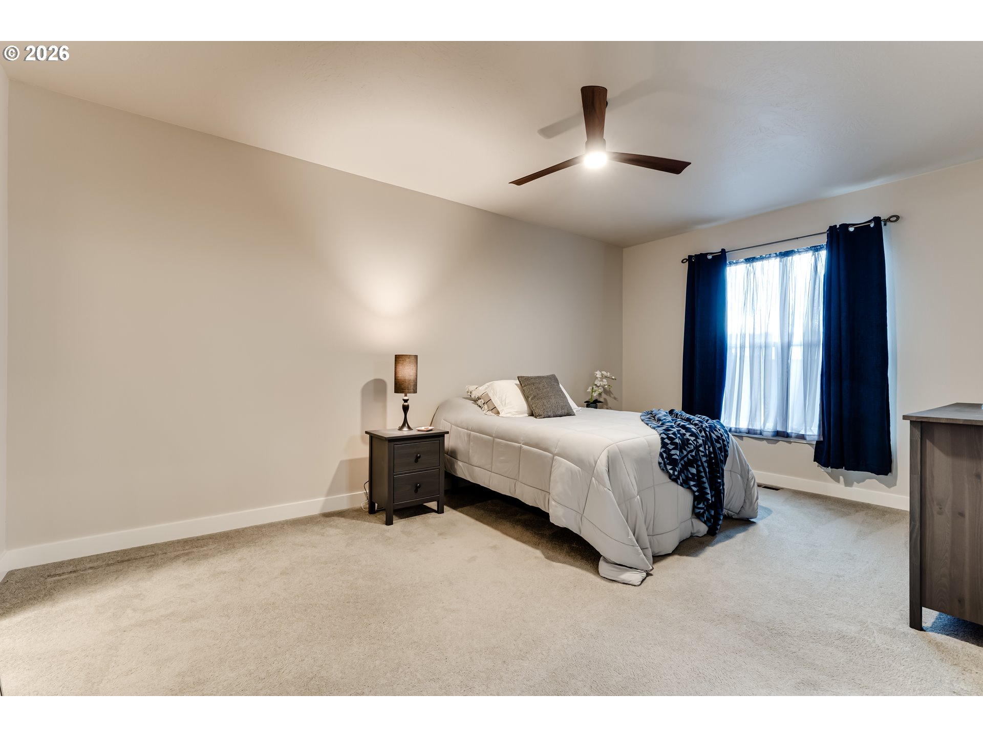 4576 Romy Court Eugene, OR 97402 - Photo 19 of 44