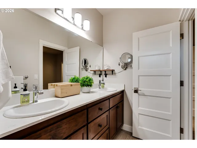 $447,500 | 4576 Romy Court, Eugene, OR 97402