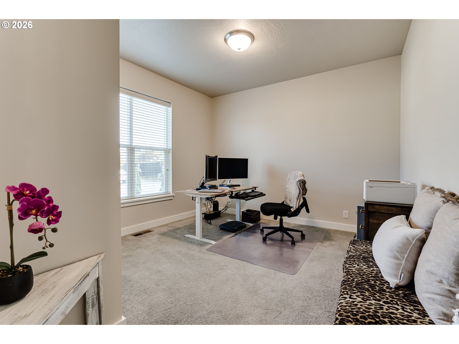 4576 Romy Court Eugene, OR 97402 - Photo 32 of 44