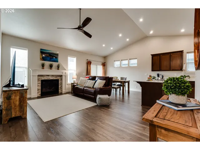 $447,500 | 4576 Romy Court, Eugene, OR 97402