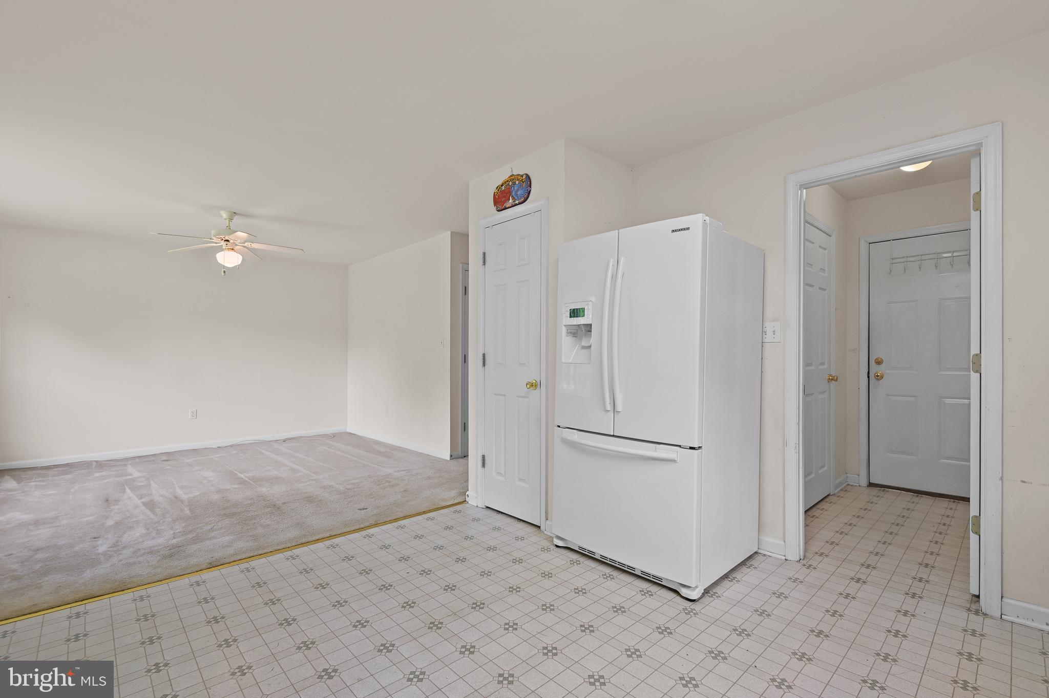 1318 Bay Ridge Avenue Annapolis, MD 21403 - Photo 13 of 41 Kitchen with Access to Garage and Laundry