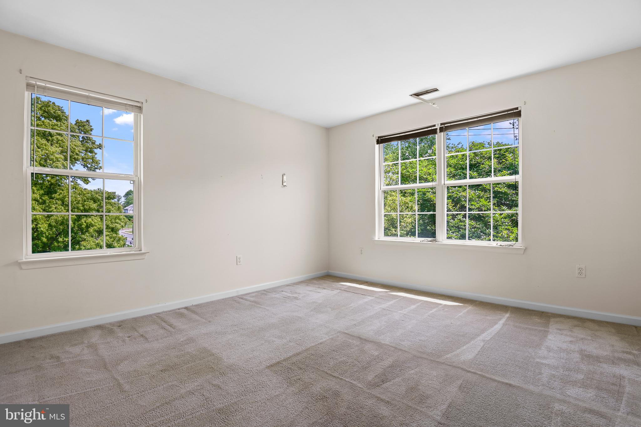 1318 Bay Ridge Avenue Annapolis, MD 21403 - Photo 25 of 41 Second Bedroom