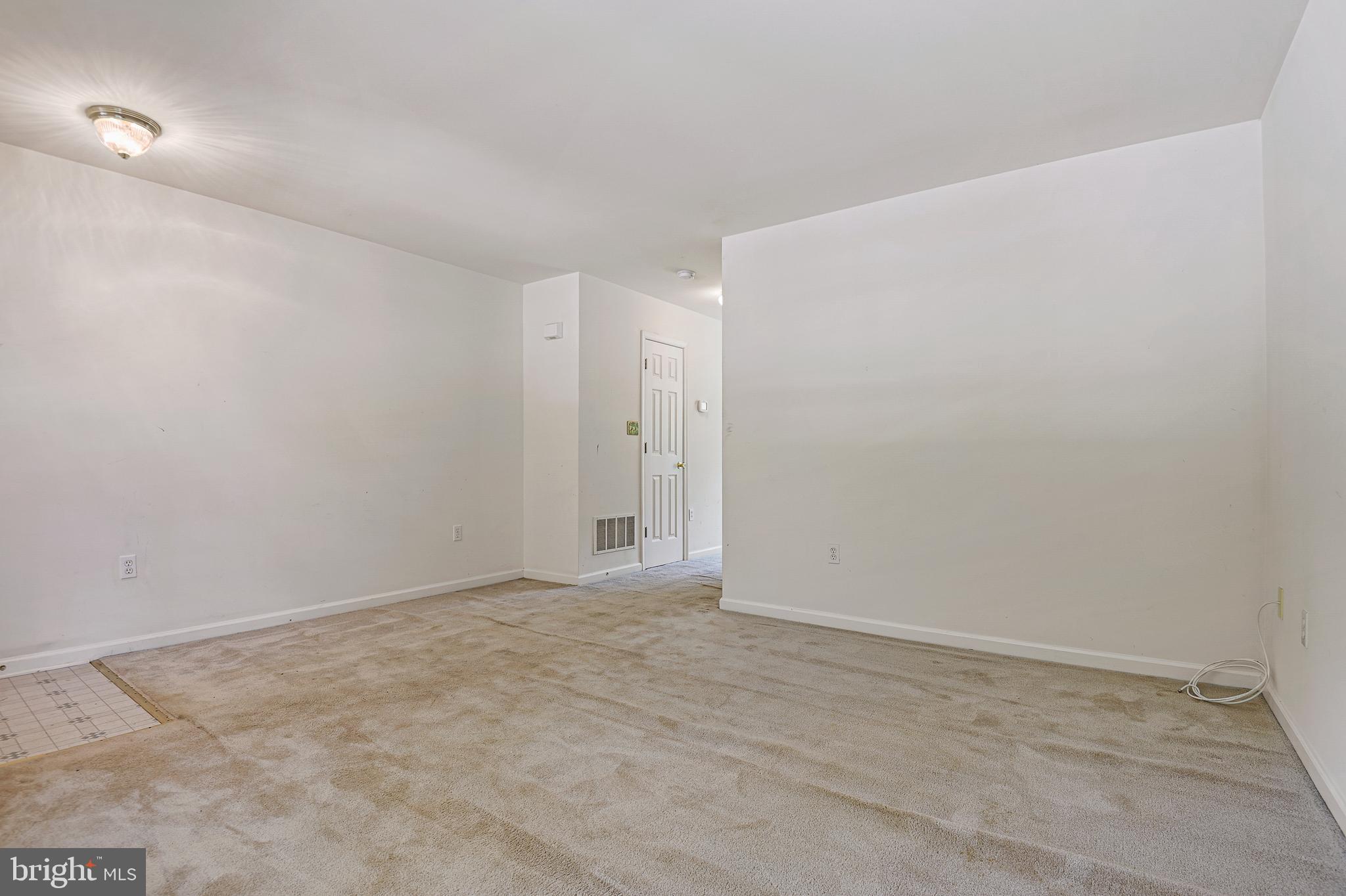 1318 Bay Ridge Avenue Annapolis, MD 21403 - Photo 6 of 41 Living Room Toward Kitchen and Dining Room