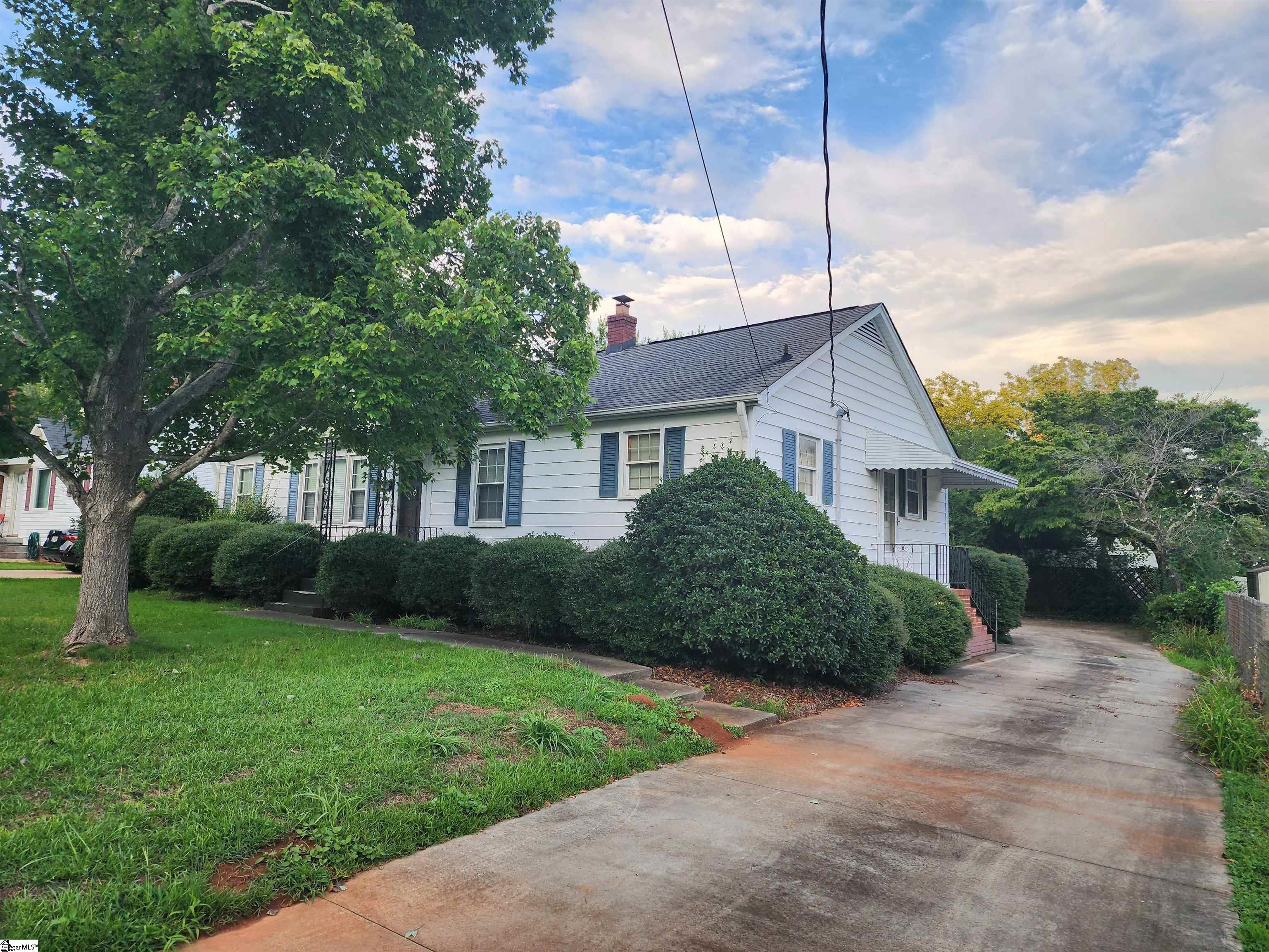 210 Tindal Road Greenville, SC 29617 - Photo 2 of 10 Gallery Image 2
