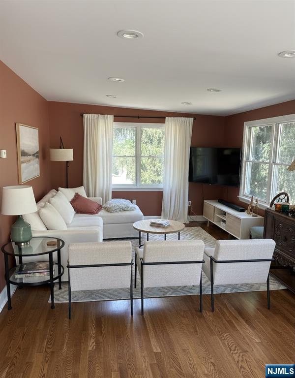 70 Suters Lane Wayne, NJ 07470 - Photo 5 of 22