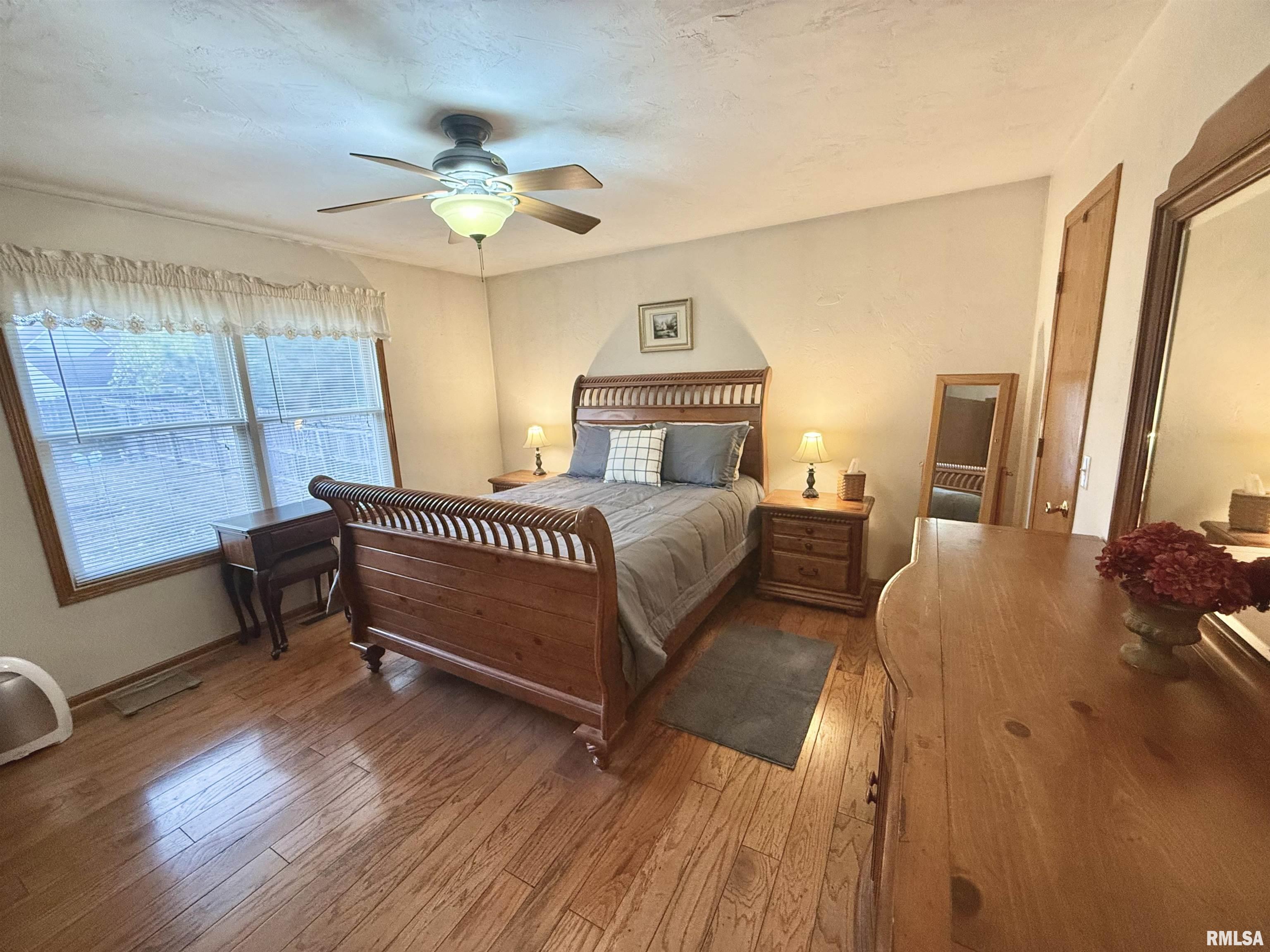 319 3rd Avenue Hampton, IL 61256 - Photo 8 of 28 Gallery Image 8