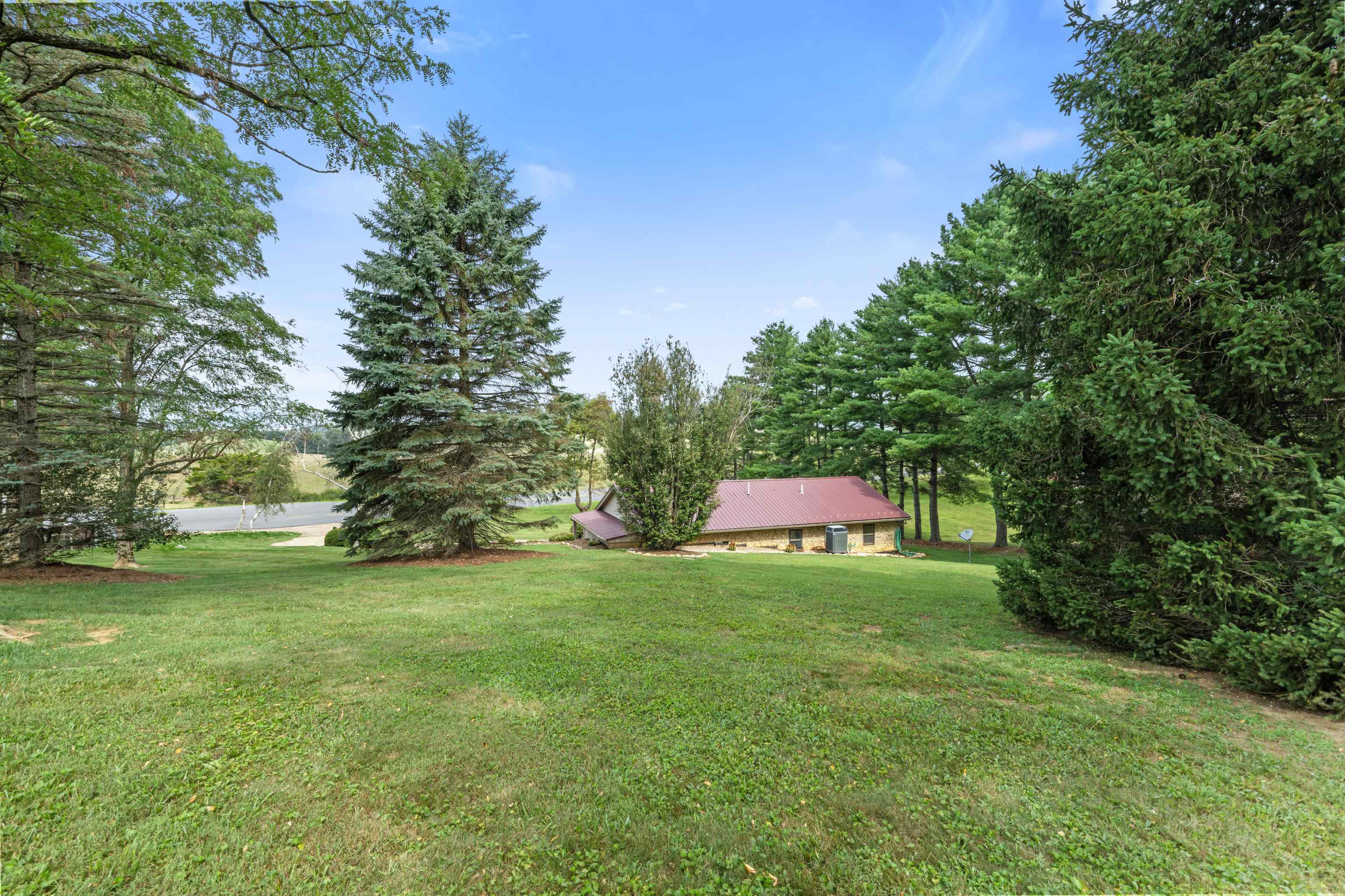 660 Sterrett Road Fairfield, VA 24435 - Photo 40 of 60 Gallery Image 40