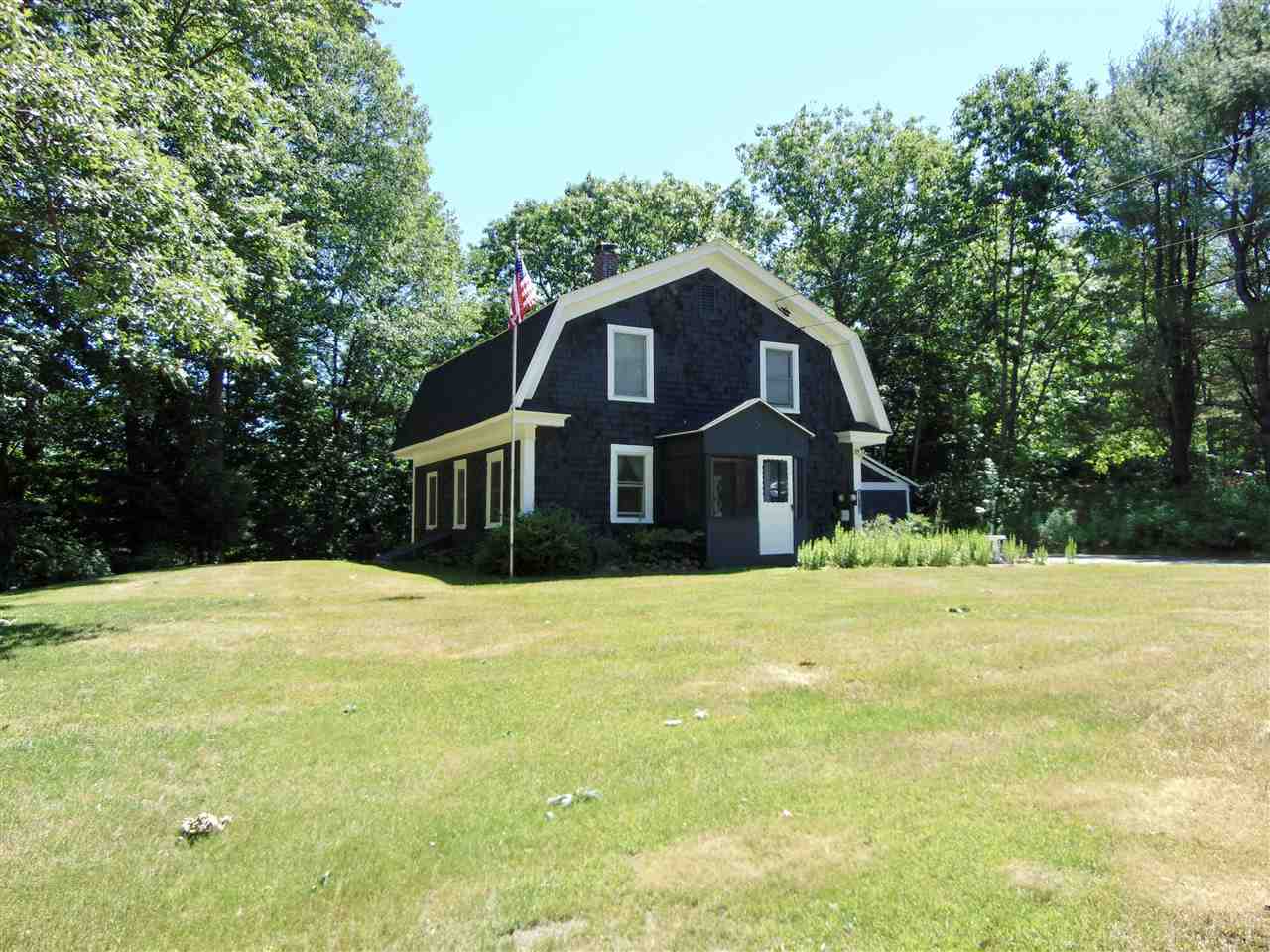 104 Thunder Road Franklin, NH 03235 - Photo 3 of 19