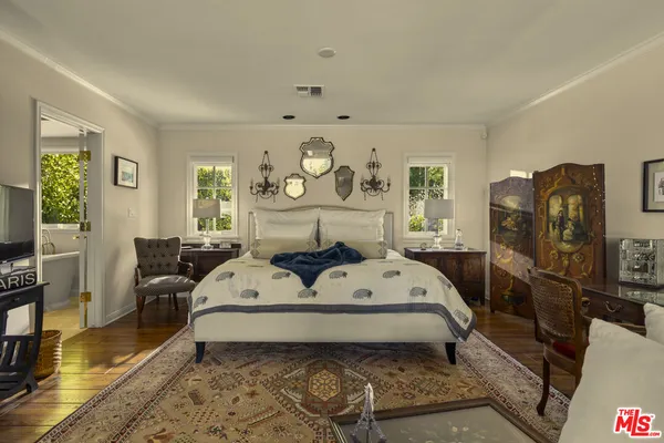 $17,000 | 13166 Valley Vista Boulevard, Studio City, CA 91604