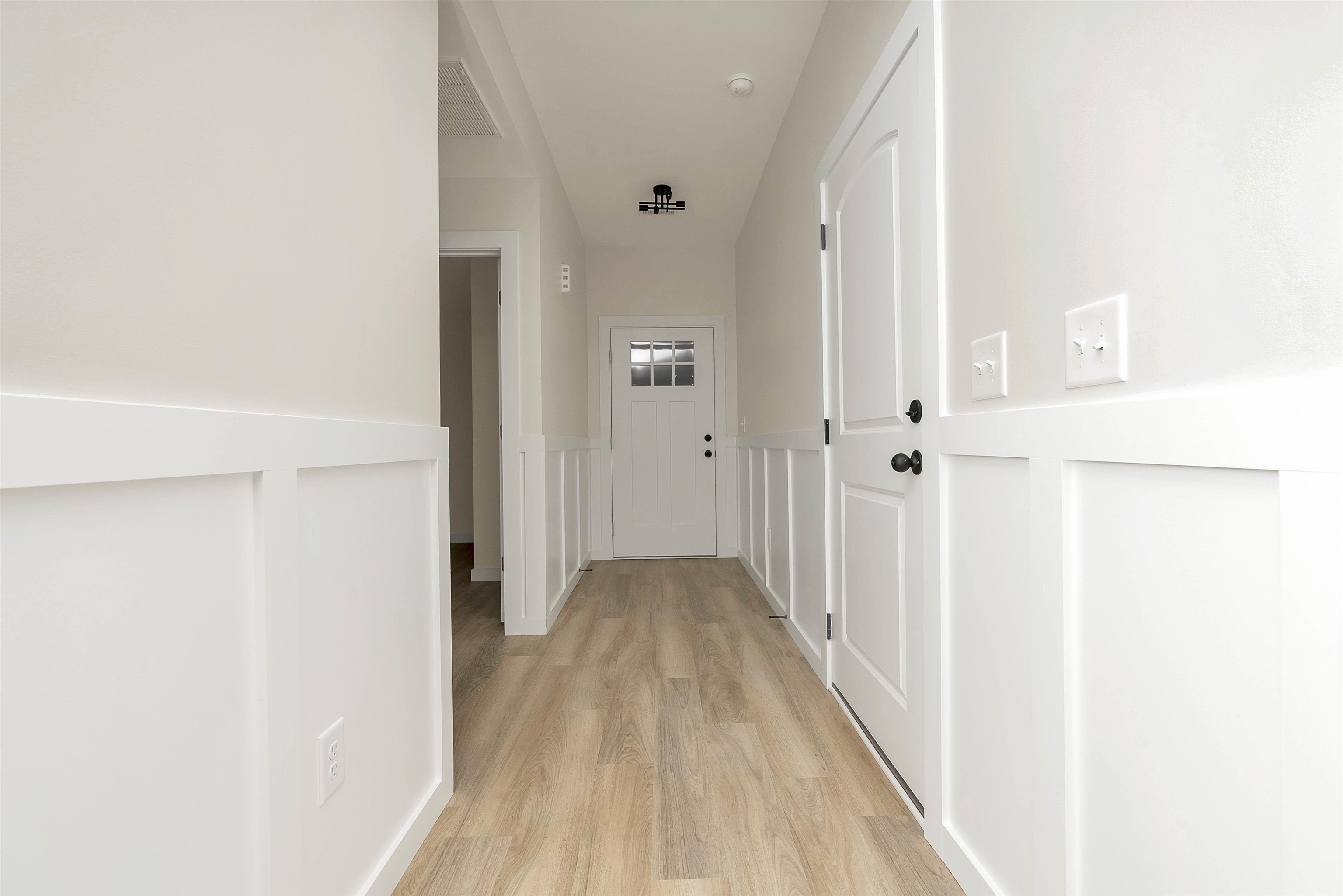 134 Lowe Road Chesnee, SC 29323 - Photo 5 of 31