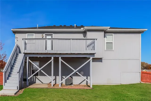 $2,370 | 503 Lake Meadows Drive, Smithville, MO 64089