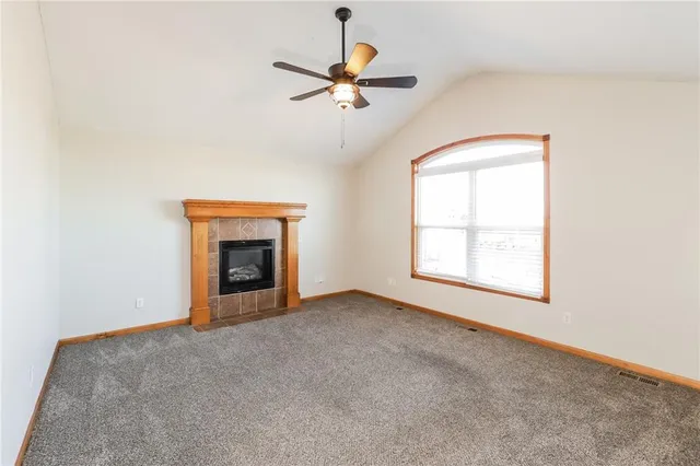 $2,370 | 503 Lake Meadows Drive, Smithville, MO 64089