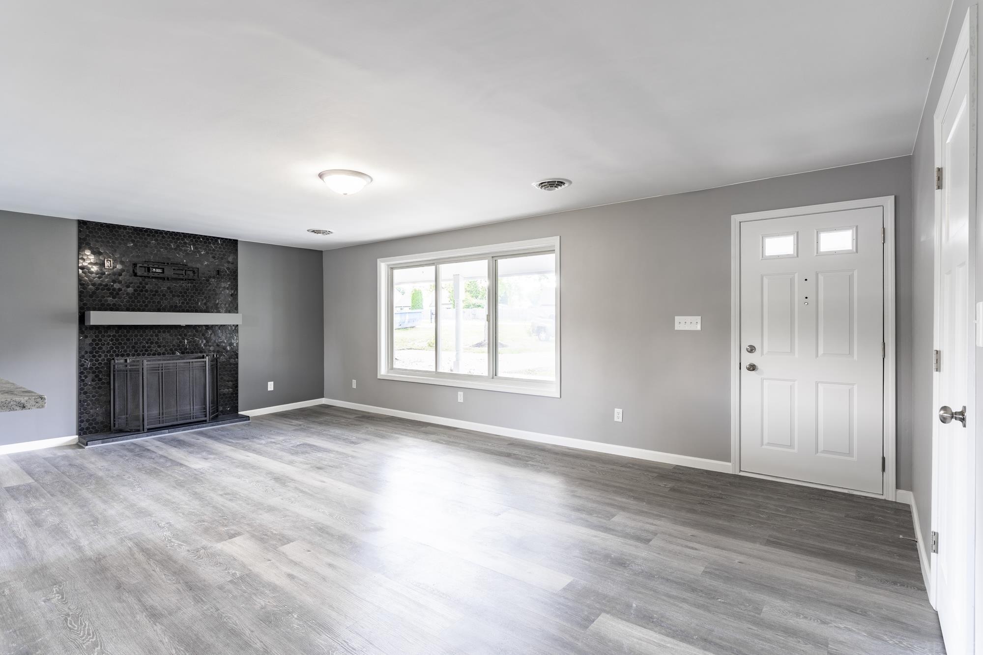 5828 Wheelock Road Fort Wayne, IN 46835 - Photo 10 of 35 Gallery Image 10