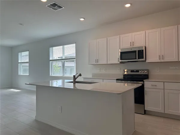 $2,175 | 9896 Dancing Goat Place, Land O Lakes, FL 34638