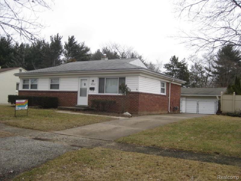 47522 Roland Street Utica, MI 48317 - Photo 1 of 13 IMG_1107.jpg