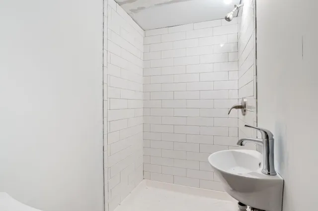 $200,000 | 1108 Ossipee Trail, Porter, ME 04068