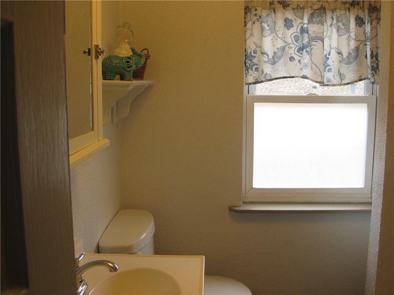 369 Washington Street Indiana, PA 15701 - Photo 4 of 14 Gallery Image 4
