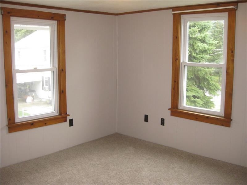 369 Washington Street Indiana, PA 15701 - Photo 6 of 14 Gallery Image 6