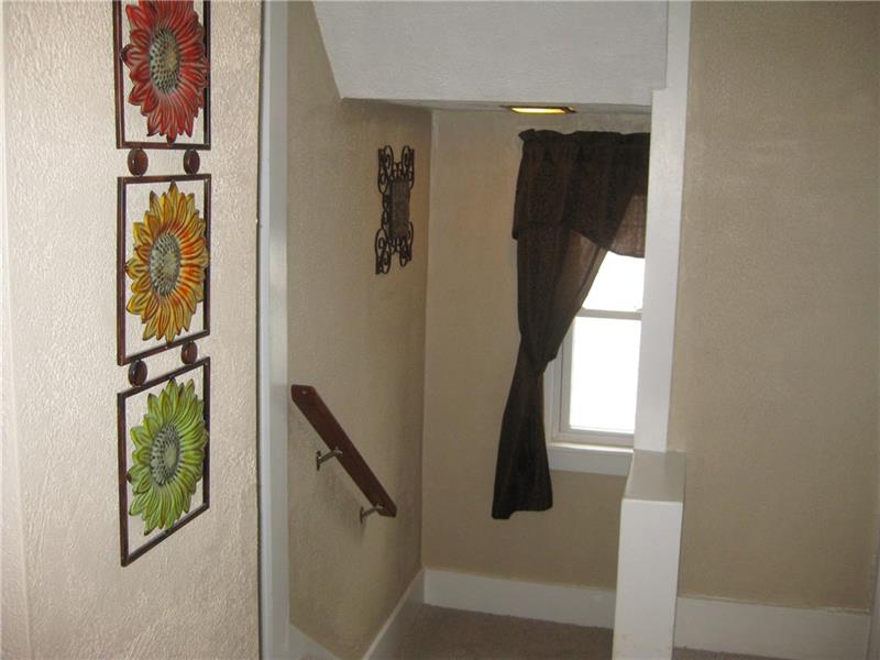 369 Washington Street Indiana, PA 15701 - Photo 7 of 14 Gallery Image 7