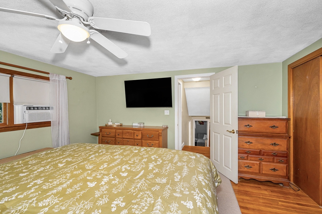 6 Surrey Road Woburn, MA 01801 - Photo 20 of 34