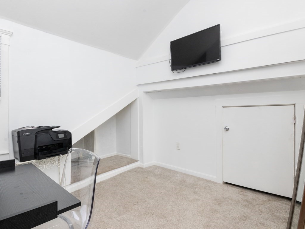 84 Standish Road Quincy, MA 02171 - Photo 28 of 39 Gallery Image 28