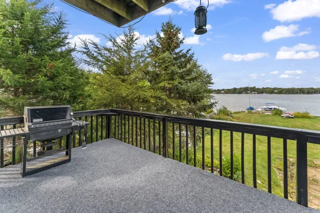 $2,995 | 25678 West Long Beach Drive, Ingleside, IL 60041