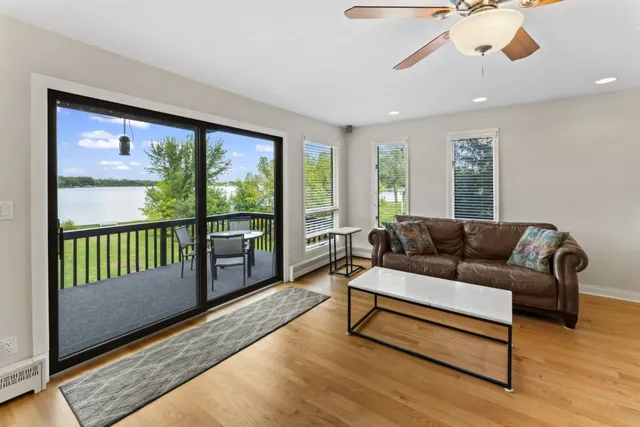 $2,995 | 25678 West Long Beach Drive, Ingleside, IL 60041