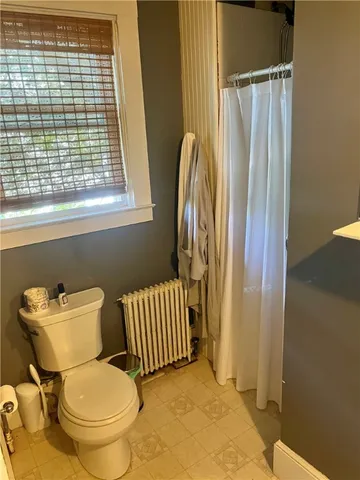 $2,200 | 21 Dean Avenue, Unit 2, Newport, RI 02840