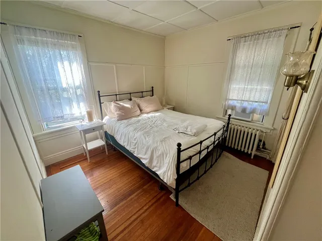 $2,200 | 21 Dean Avenue, Unit 2, Newport, RI 02840