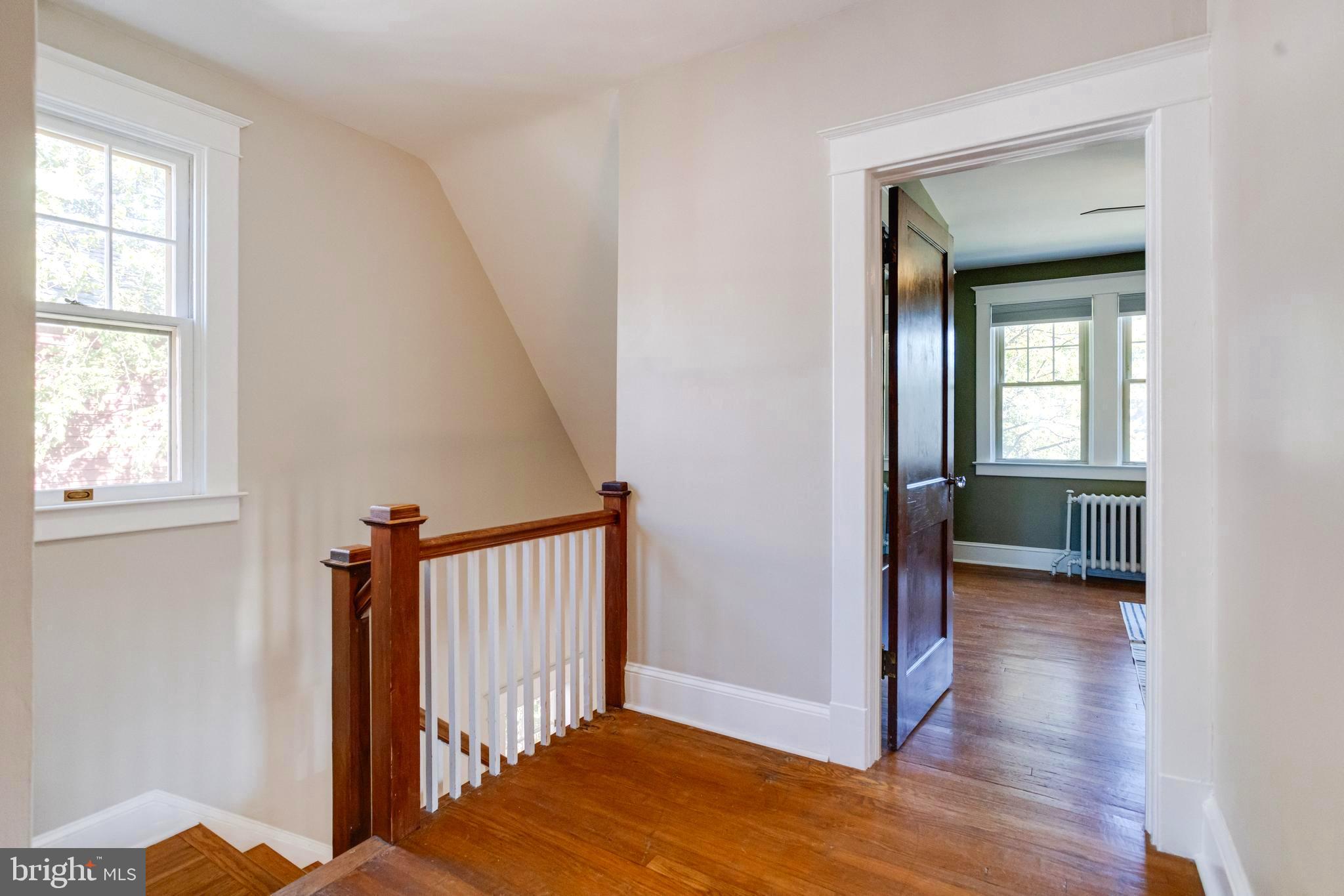 5304 Brabant Road Baltimore, MD 21229 - Photo 23 of 51 Upstairs Landing