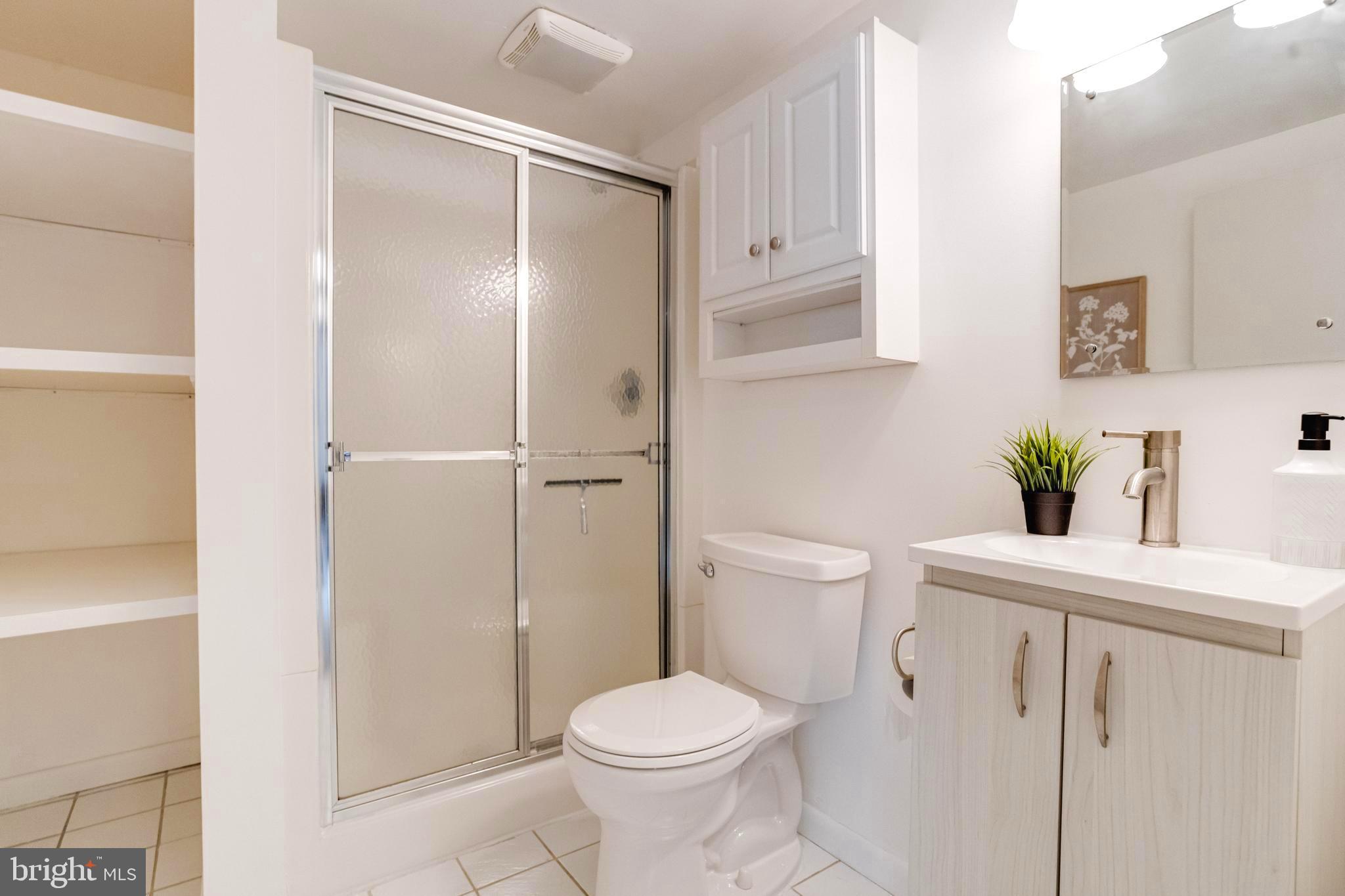 5304 Brabant Road Baltimore, MD 21229 - Photo 43 of 51 Lower Level Full Bathroom