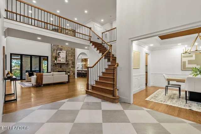 $2,100,000 | 9163 Linksvue Drive, Knoxville, TN 37922