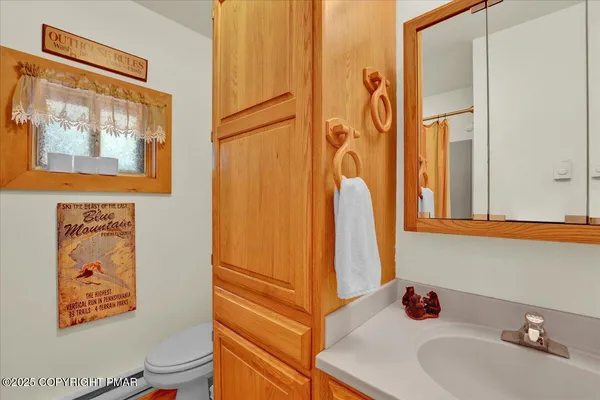 $609,000 | 78 Crest Drive, Lake Harmony, PA 18624