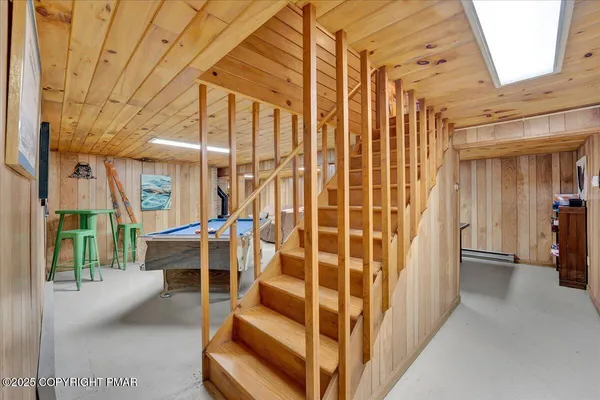 $609,000 | 78 Crest Drive, Lake Harmony, PA 18624